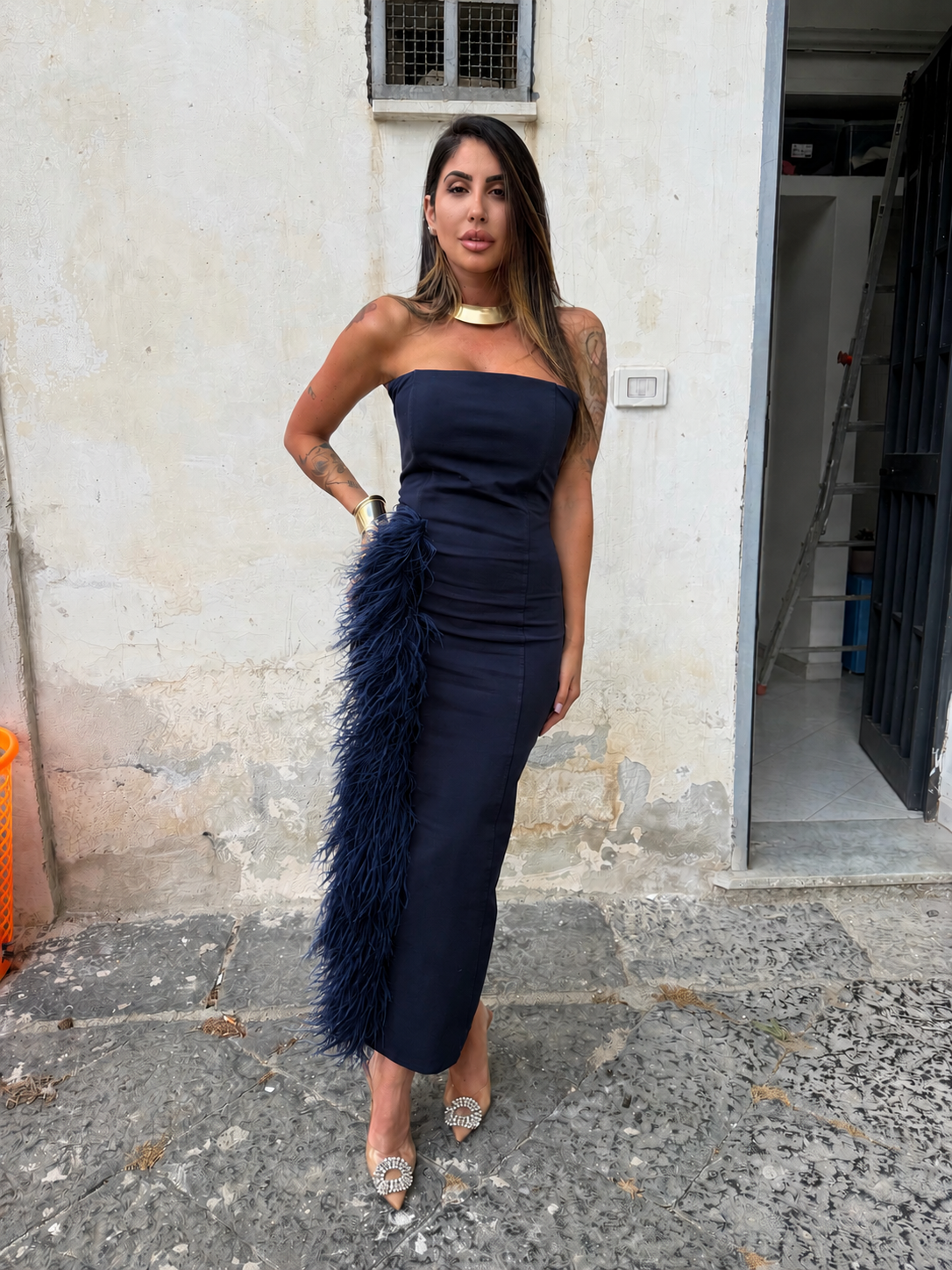 ABITO LUDOVICA BLU CON PIUME BLU